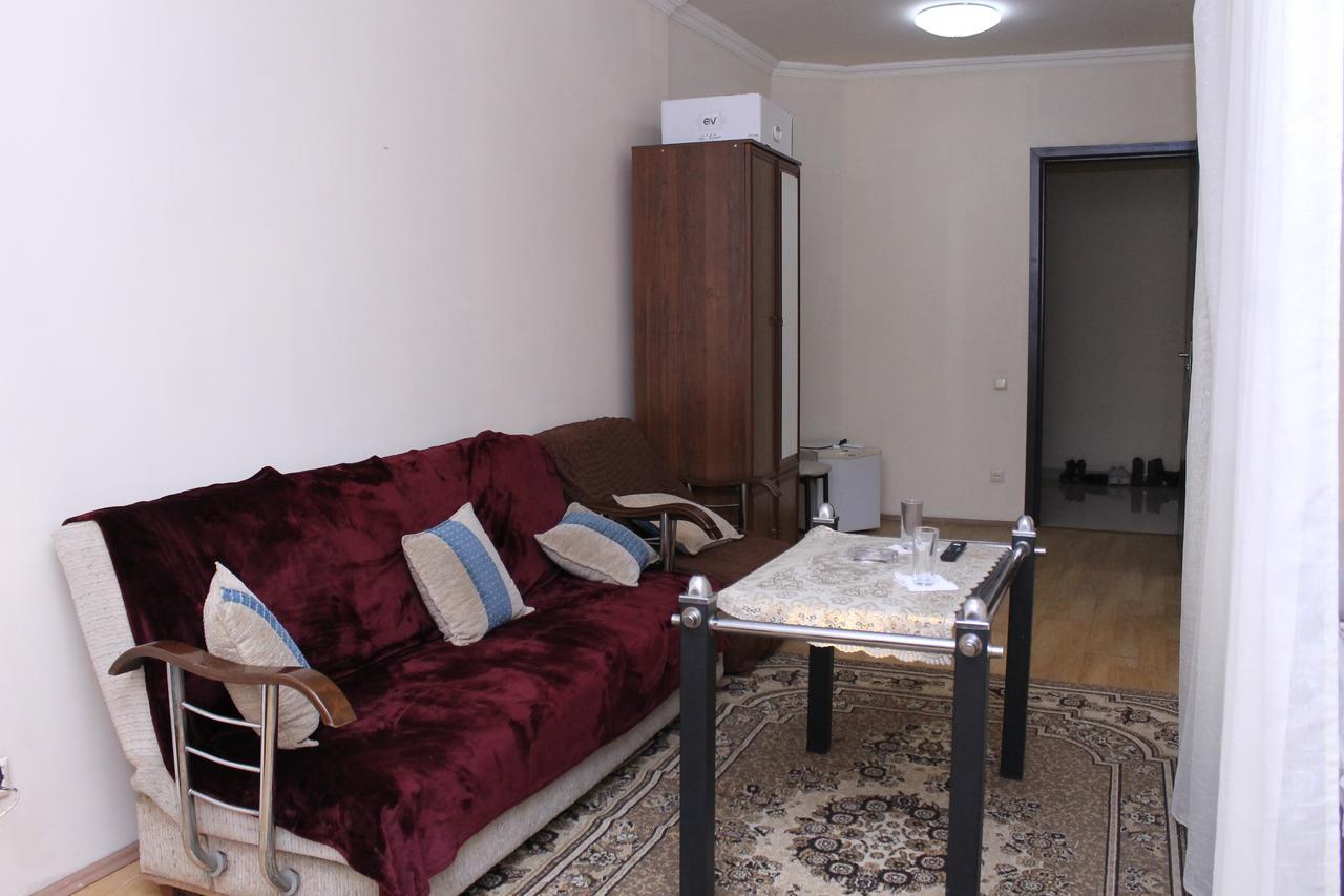Hotel Hayat Batoumi Extérieur photo
