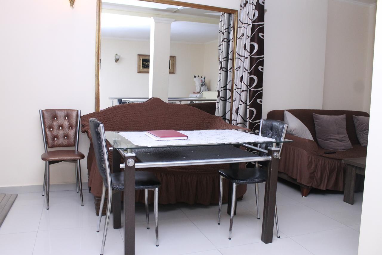 Hotel Hayat Batoumi Extérieur photo