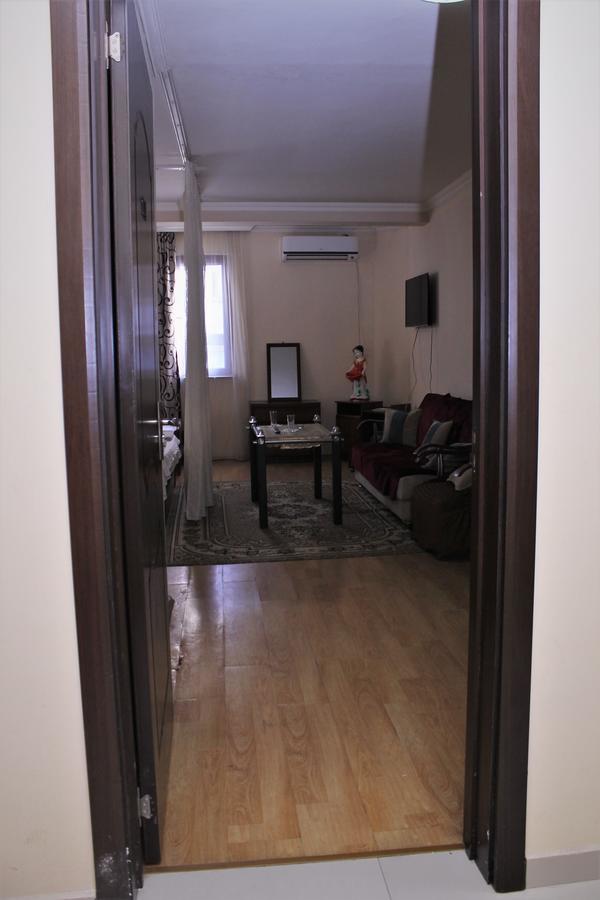 Hotel Hayat Batoumi Extérieur photo