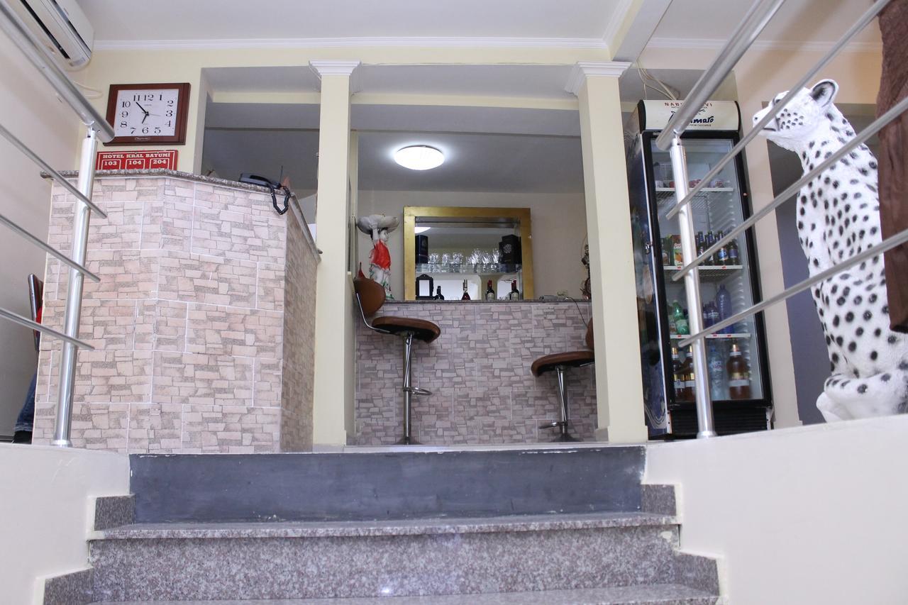 Hotel Hayat Batoumi Extérieur photo